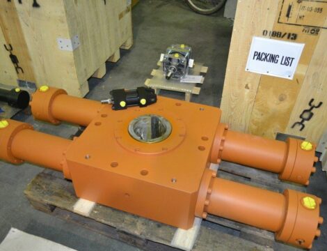 Girapaniera rotary actuator, working torque 200,000 N / m.